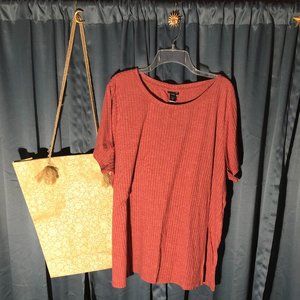 Torrid. (Torrid tub).